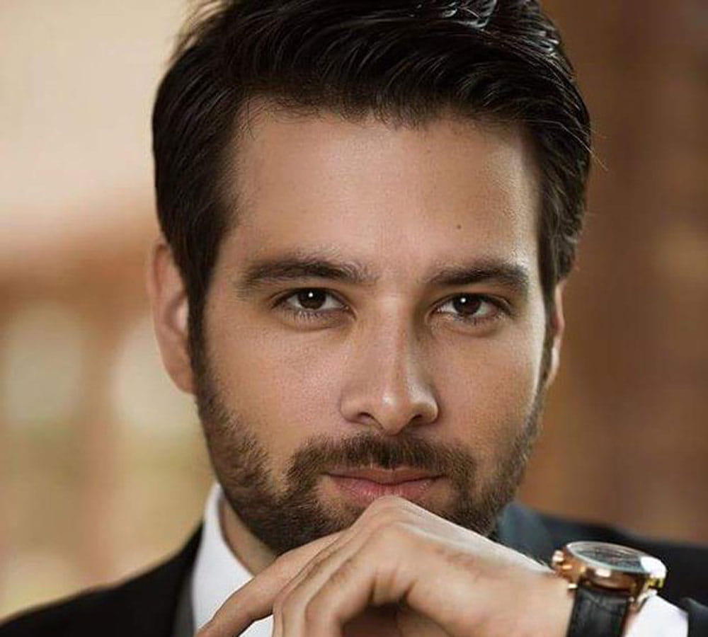 pakistani actors looks smart in beard see their style