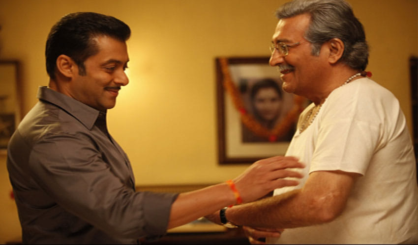 Whole Bollywood Paid Tribute To Vinod Khanna Except Shahrukh Khan, Aamir Khan & Salman Khan