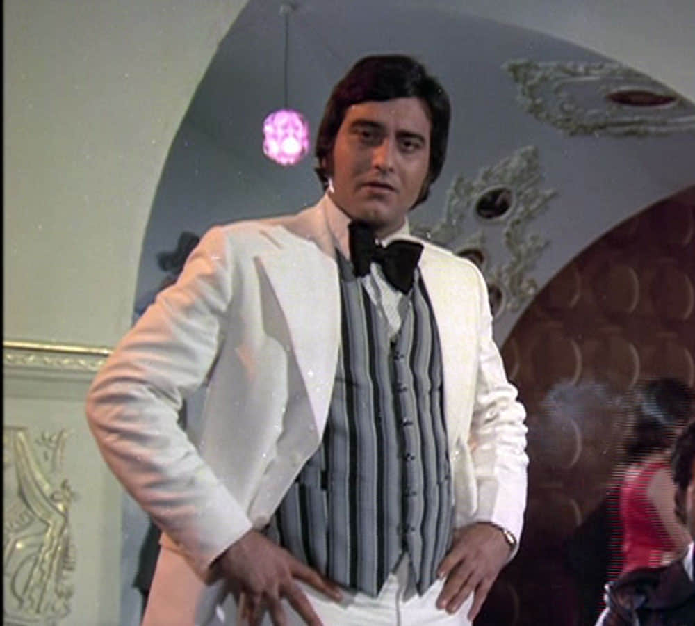 fashion style of bollywood actor vinod khanna