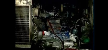 fire in 4 places of delhi, couple injured