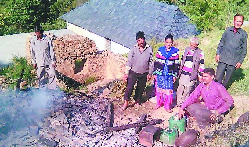 house on fire in karsog