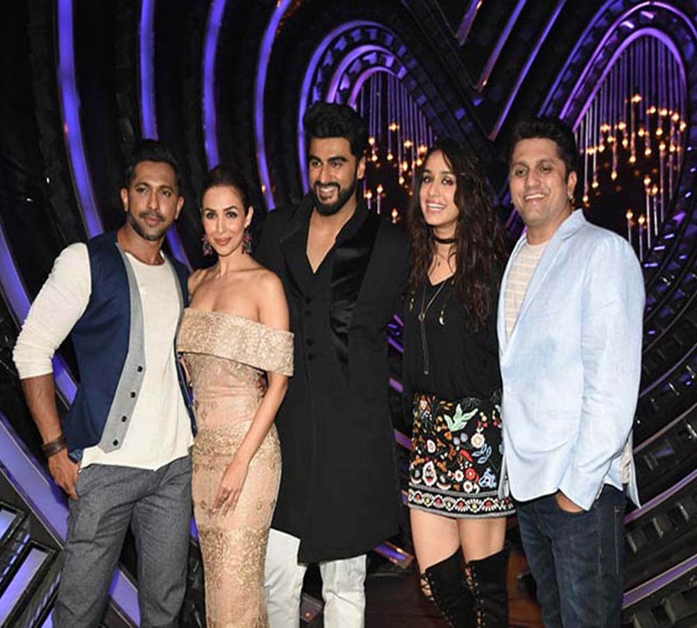 malaika arora and arjun kapoor together at milan airport
