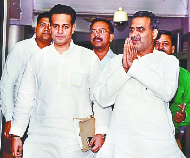 The MP has kept in front of the Chief Minister alleging allegations against his party, officials