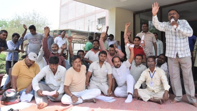 Parents detained at SSP Housing, Returning Behind