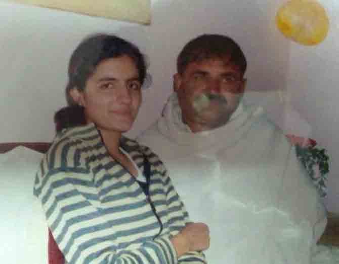 story of haryna daughter pilot himani kalyani killed in plane crash at madhya pradesh