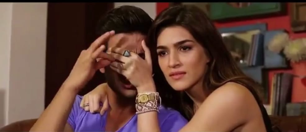 Is Sushant Singh Rajput ignoring Kriti Sanon because of Deepika Padukone?