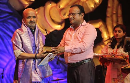 music director sameer  performance at sur ganga music festival at varanasi