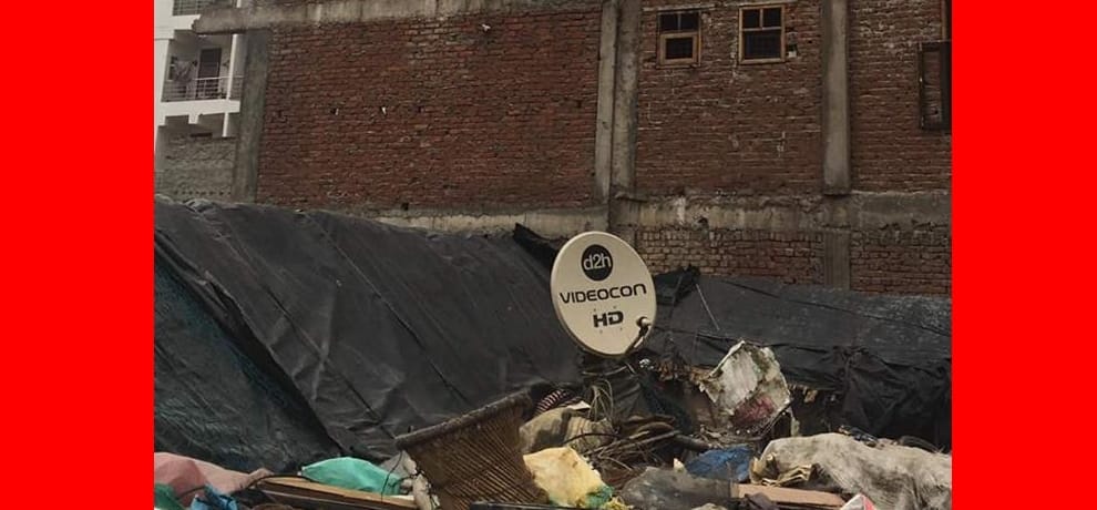storm and rain in delhi ncr took one life in noida