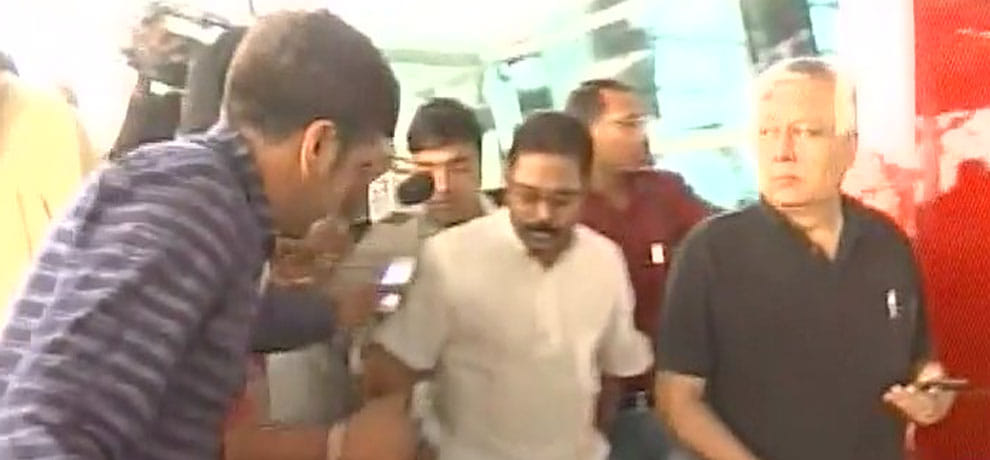 court gave permission to take voice sample of dinkarn bribe scam issue