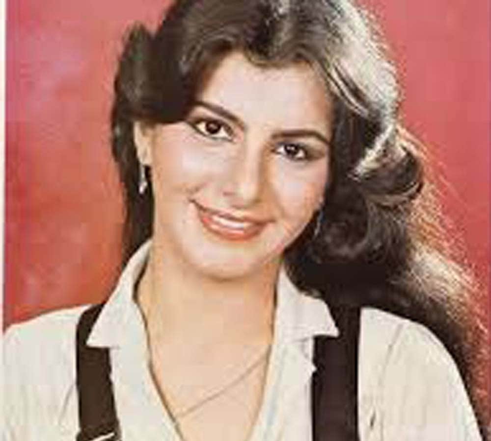 Ten actresses whom Vinod Khanna worked with, Vinod Khanna death