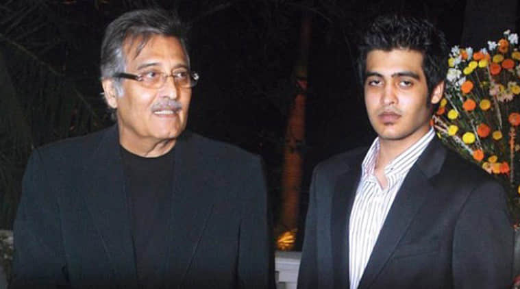 meet the complete family of vinod khanna 