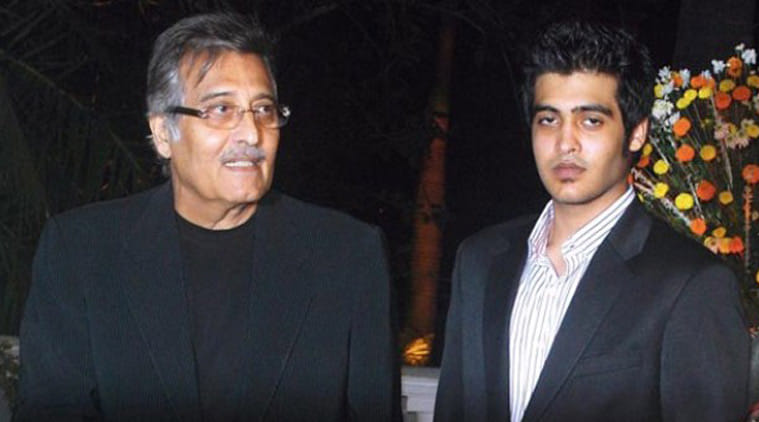 meet the complete family of vinod khanna 