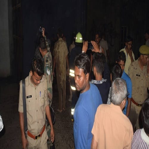The heavy fire in the warehouse of Historiator Haji Gali, Burnt luxury carts, view Photos