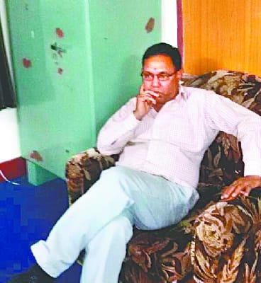  Chief Education Officer caught 15,000 bribe with hands