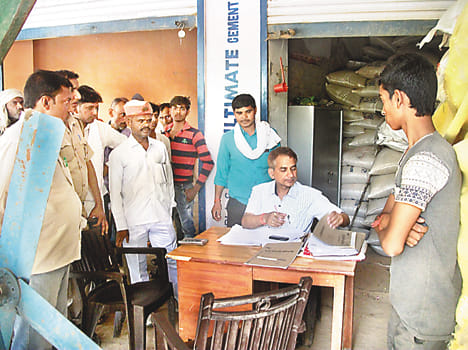 Wheat procurement stalled due to non-loading of storage