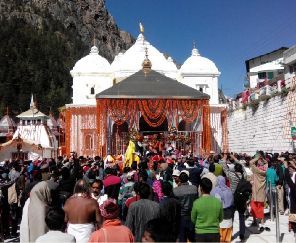 Gangotri and yamunotri door open for pilgrims 