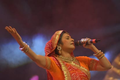malini awasthi performance at sur ganga music festival