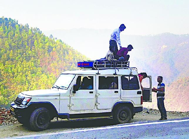 Traffic rule neutral on internal roads
