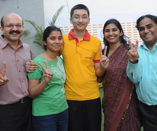 jee main 2017 result lucknow topper.