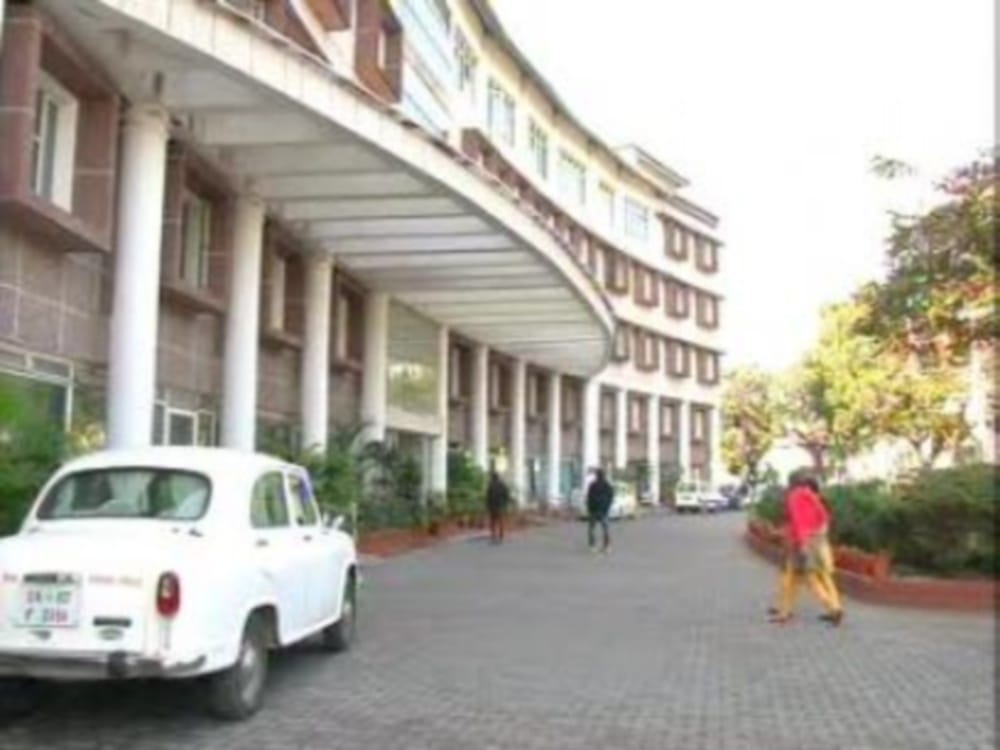  transfer in sachivalaya in Uttar Pradesh.