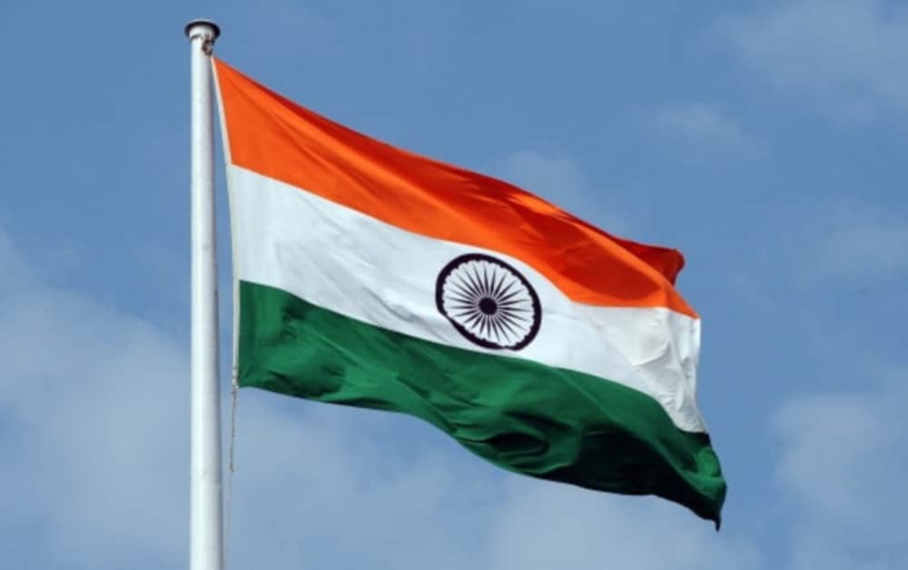 bollywood stars who faced legal case against national anthem