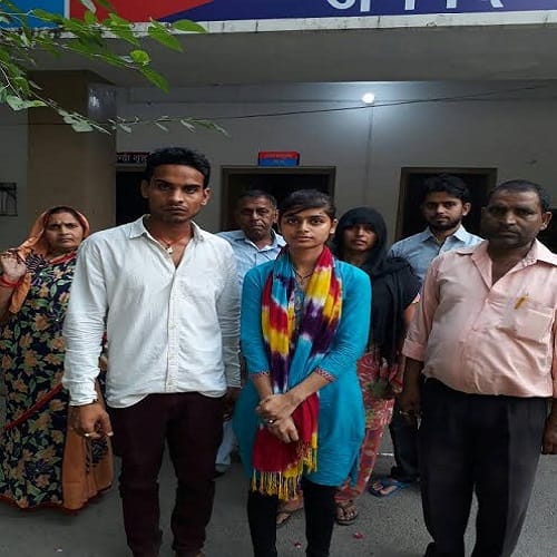 Interesting STORY: stop the marriage, pick up groom, pimp girl in the police station, view Photos