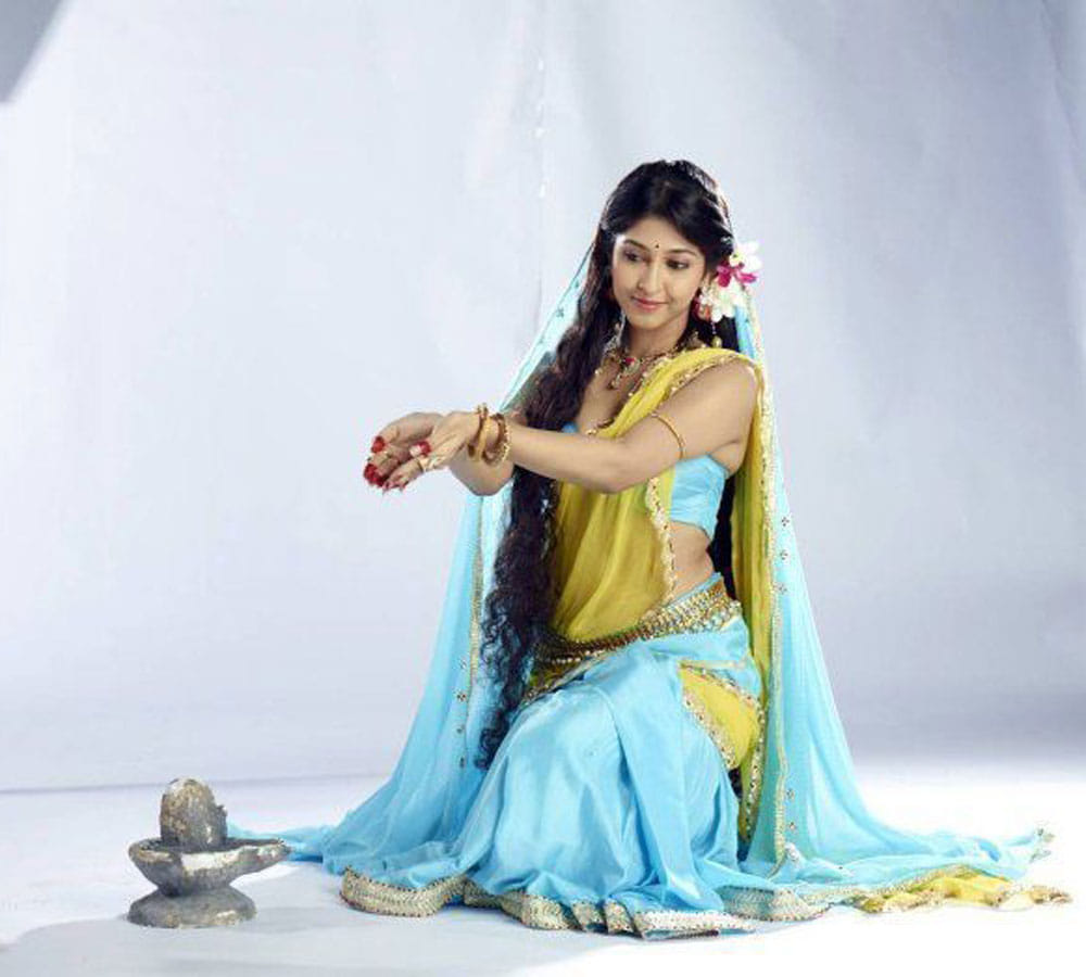 Sonarika Bhadoria gets obscene messages on WhatsApp man arrested