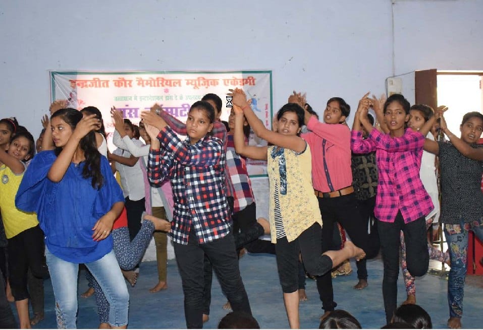 Shows in Dance Compition And neighar worlds