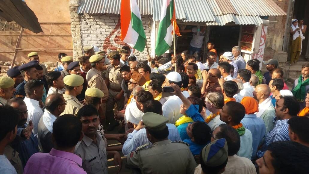  muslims in ayodhya favours Ram   Mandir.