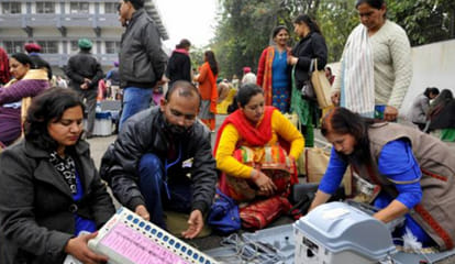 akhilesh yadav again raised question over evm