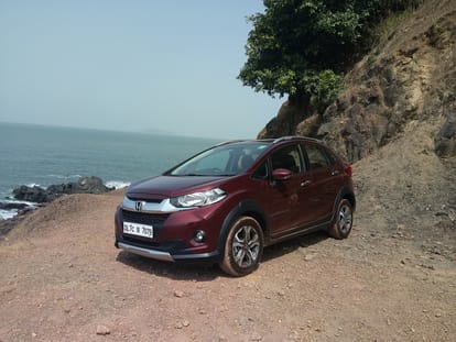 Honda wr-v drive review from goa, read and know about this hot hatchback 