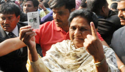 akhilesh yadav again raised question over evm