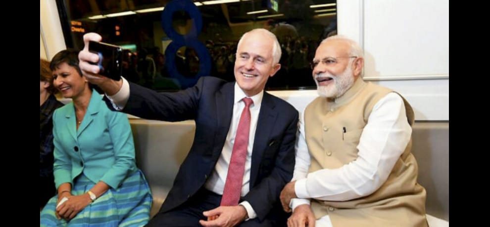 bjp jodhpur mp gajendra singh shekhawat tells 2 secrets of pm modi by seeing this pic 