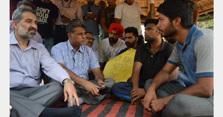 Manish Tiwari at Punjab university, chandigarh news
