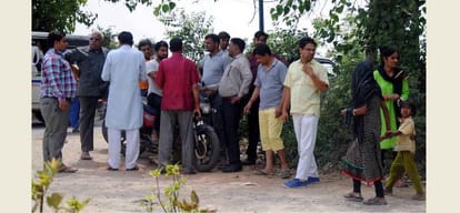 five dead in chhalwal area in delhi police still trying to solve mystery of death