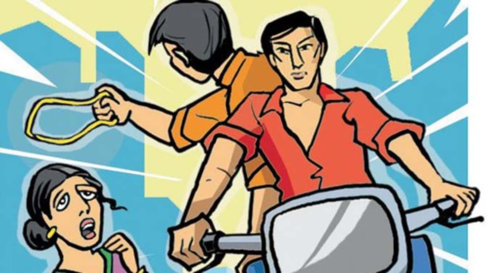 bike ridet commit loot with two womens in kankroli