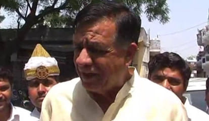 ayush yadav mother refuse to take cheque 