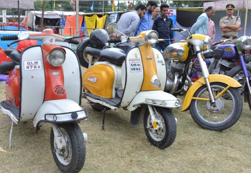 Special old cars rally in dehradun 