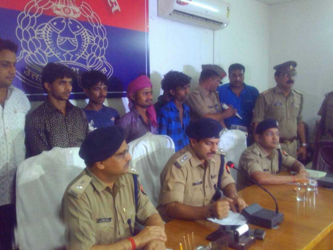 the gang of inter state thief arrsted at varanasi