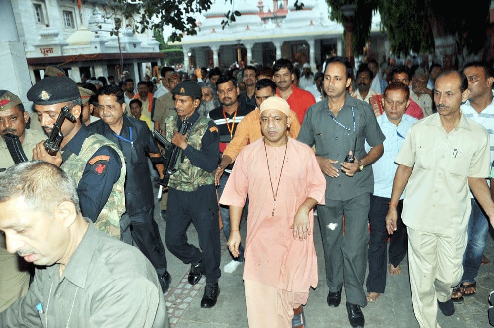 UP Chief Minister Yogi visits Gorakhpur, full of controversy and announcements, Read 10 big things