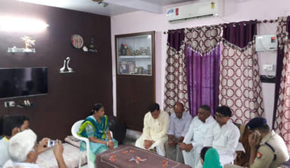 ayush yadav mother refuse to take cheque 