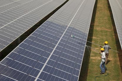 iit roorkee scientist made solar cells jamun