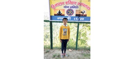Anuj perform Shirshasana for 2 hours 20 minutes continuously