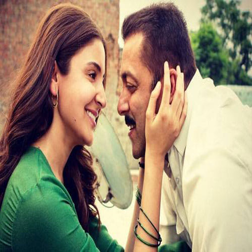 Anushka Sharma Birthday Special, Actress Sizzling Chemistry With Shah Rukh, Salman, Ranbir & Others