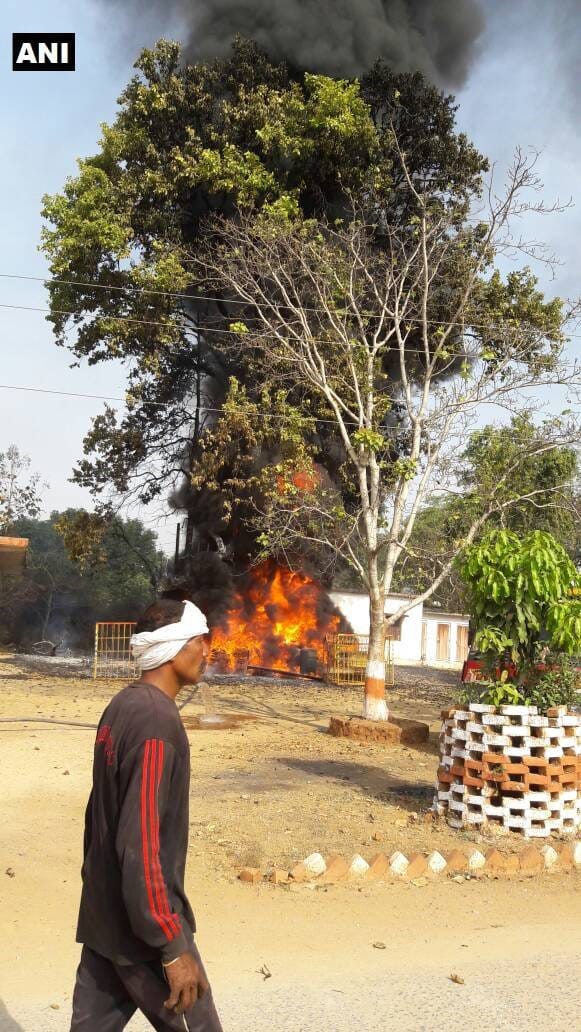 Fire Broke Out in Balrampur Chattisgarh, CM Raman Singh Had to visit the location