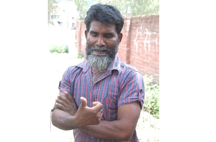 Mysterious Things Happan to Labourers While Destroying Old Building at Hamipur.