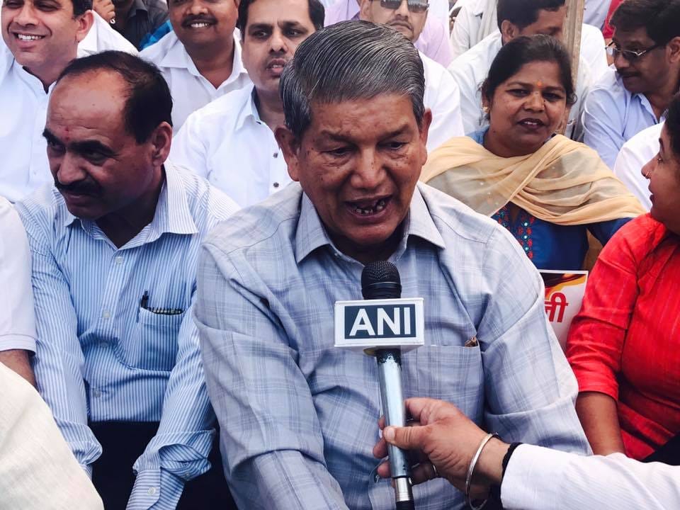 harish rawat fasting against trivendra rawat government decision