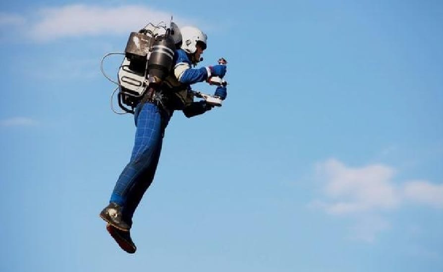 Indian army can get JETPACK, The First Human Flying Pilot