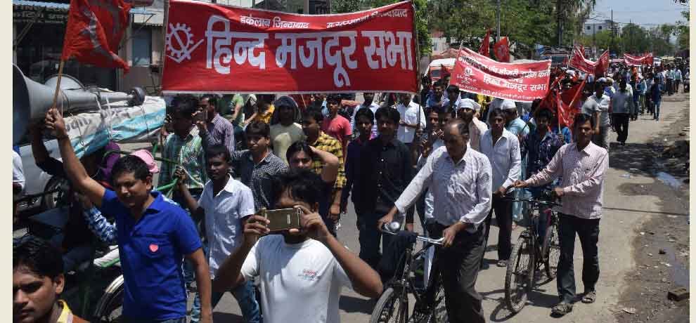 5 bog problems of labours in noida