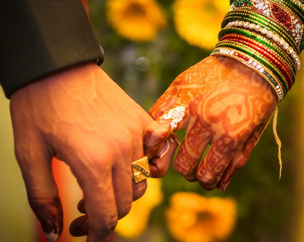 bride run away with boy friend after six days of marriage before honeymoon